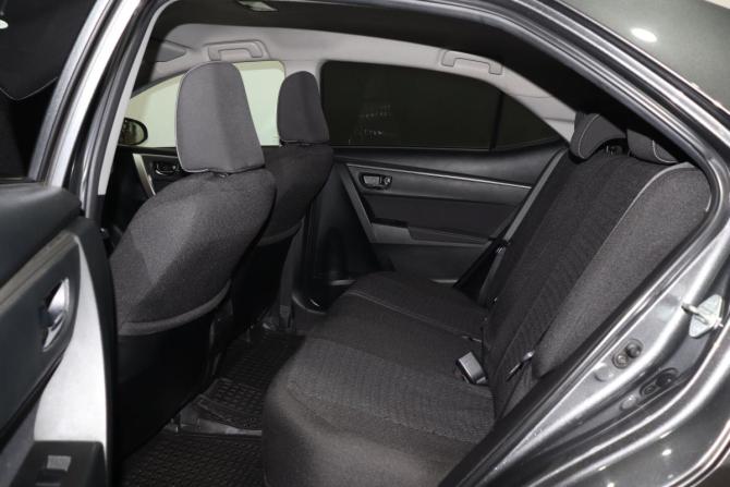 Toyota Corolla XI (E160 E170 E180) с пробегом 2013 года, цена 1 325 000 рублей, 120000 км, седан, Автокод Объявления