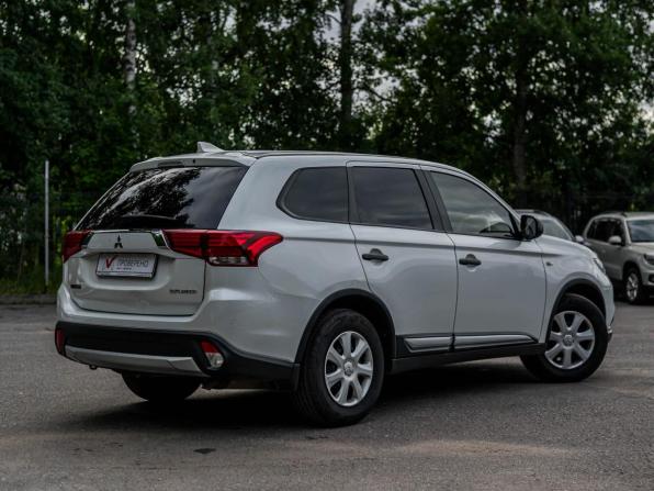Mitsubishi Outlander III Рестайлинг 2 с пробегом 2017 года, цена 1 590 000 рублей, 151508 км, внедорожник, Автокод Объявления