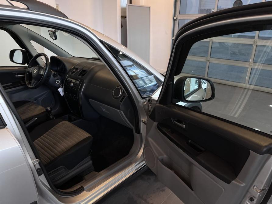 Suzuki SX4 I (Classic) Рестайлинг Чебоксары  - изображение 27