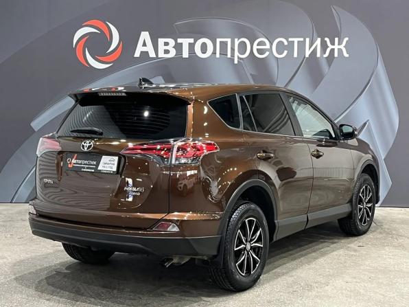 Toyota RAV4 IV (XA40) Рестайлинг с пробегом 2017 года, цена 2 280 000 рублей, 181290 км, внедорожник, Автокод Объявления