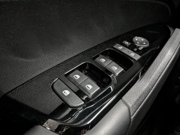 Kia Sportage V с пробегом 2024 года, цена 3 650 000 рублей, 40058 км, внедорожник, Автокод Объявления