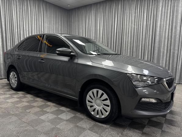 Skoda Rapid II с пробегом 2021 года, цена 1 520 000 рублей, 92388 км, лифтбек, Автокод Объявления