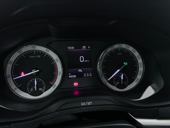 Skoda Karoq I с пробегом 2020 года, цена 2 850 000 рублей, 46098 км, внедорожник, Автокод Объявления