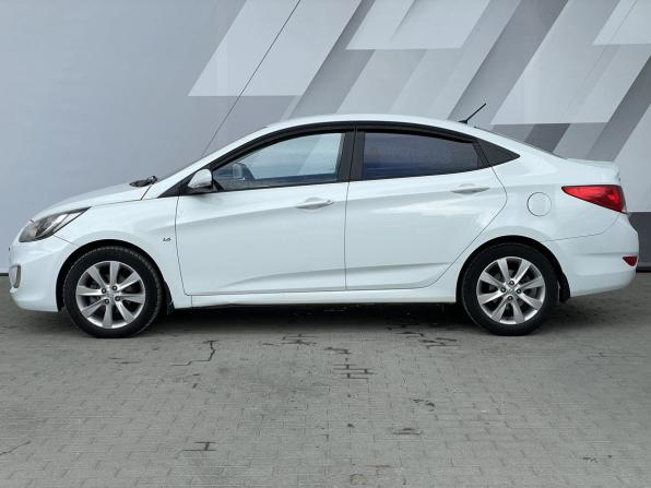 Hyundai Solaris I с пробегом 2012 года, цена 819 000 рублей, 154321 км, седан, Автокод Объявления
