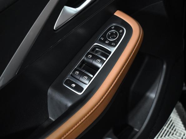 Omoda C5 I с пробегом 2023 года, цена 1 480 000 рублей, 126000 км, внедорожник, Автокод Объявления
