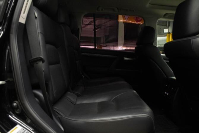 Toyota Land Cruiser 200 Series Рестайлинг 2 с пробегом 2015 года, цена 4 789 000 рублей, 324353 км, внедорожник, Автокод Объявления