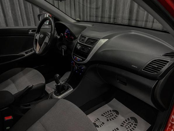 Hyundai Solaris I с пробегом 2012 года, цена 780 000 рублей, 145000 км, седан, Автокод Объявления