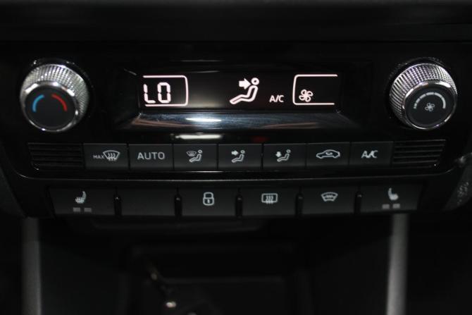 Skoda Rapid II с пробегом 2021 года, цена 1 677 000 рублей, 115773 км, лифтбек, Автокод Объявления