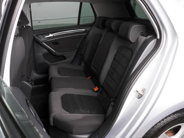 Volkswagen Golf VII с пробегом 2013 года, цена 1 329 000 рублей, 150555 км, хэтчбек, Автокод Объявления