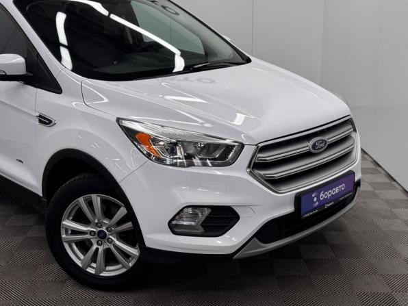Ford Kuga II Рестайлинг с пробегом 2016 года, цена 1 699 000 рублей, 117729 км, внедорожник, Автокод Объявления