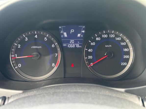 Hyundai Solaris I с пробегом 2014 года, цена 745 000 рублей, 106865 км, седан, Автокод Объявления