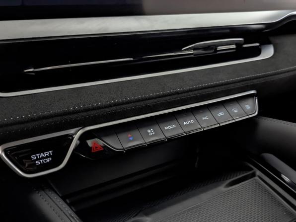 Geely Monjaro I с пробегом 2024 года, цена 3 450 000 рублей, 46323 км, внедорожник, Автокод Объявления