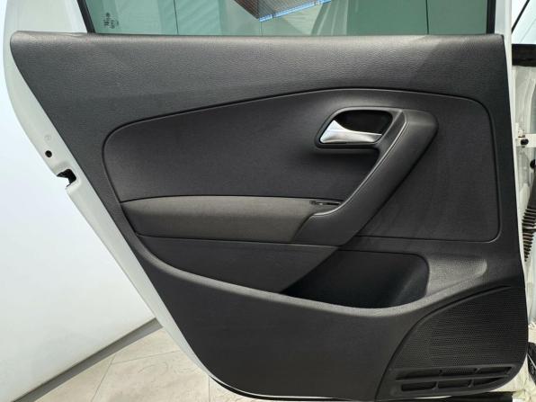 Volkswagen Polo V с пробегом 2013 года, цена 720 000 рублей, 238372 км, седан, Автокод Объявления