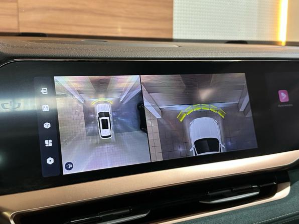 Geely Monjaro I с пробегом 2023 года, цена 2 999 990 рублей, 47745 км, внедорожник, Автокод Объявления