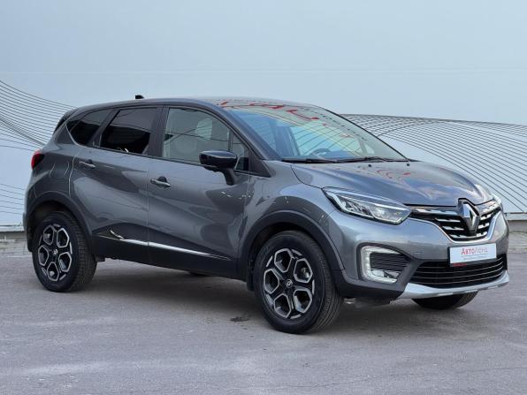 Renault Kaptur I Рестайлинг с пробегом 2021 года, цена 1 950 000 рублей, 31025 км, внедорожник, Автокод Объявления