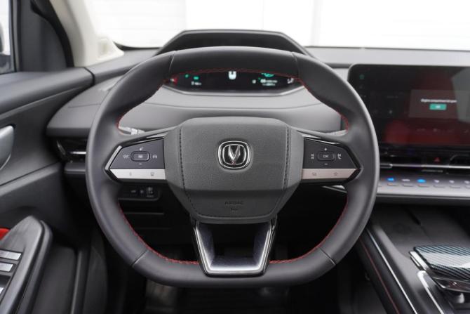 Changan UNI-S (CS55 Plus) I с пробегом 2024 года, цена 2 280 000 рублей, 23615 км, внедорожник, Автокод Объявления