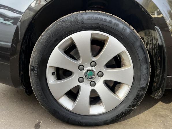 Skoda Superb II с пробегом 2012 года, цена 1 020 000 рублей, 152490 км, лифтбек, Автокод Объявления