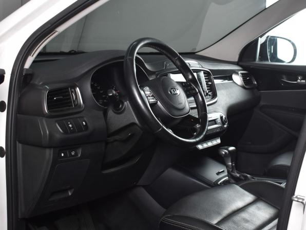 Kia Sorento III Prime Рестайлинг с пробегом 2018 года, цена 2 589 995 рублей, 171944 км, внедорожник, Автокод Объявления