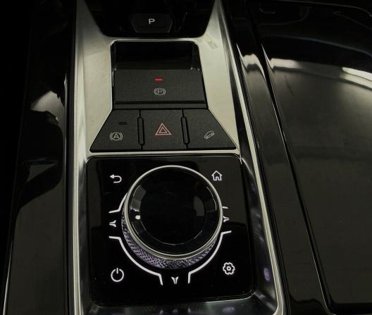 JETOUR X70+ I Рестайлинг с пробегом 2025 года, цена 2 551 000 рублей, 490 км, внедорожник, Автокод Объявления