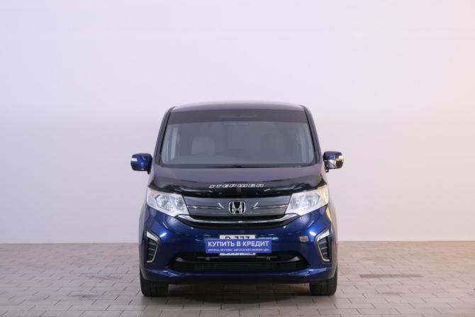 Honda Stepwgn V с пробегом 2015 года, цена 1 799 000 рублей, 83758 км, минивэн, Автокод Объявления