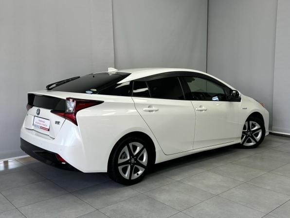 Toyota Prius IV (XW50) с пробегом 2019 года, цена 2 150 000 рублей, 76115 км, лифтбек, Автокод Объявления