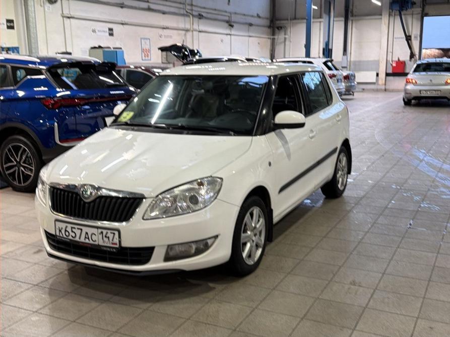 Skoda Fabia II Рестайлинг Санкт-Петербург  - изображение 4