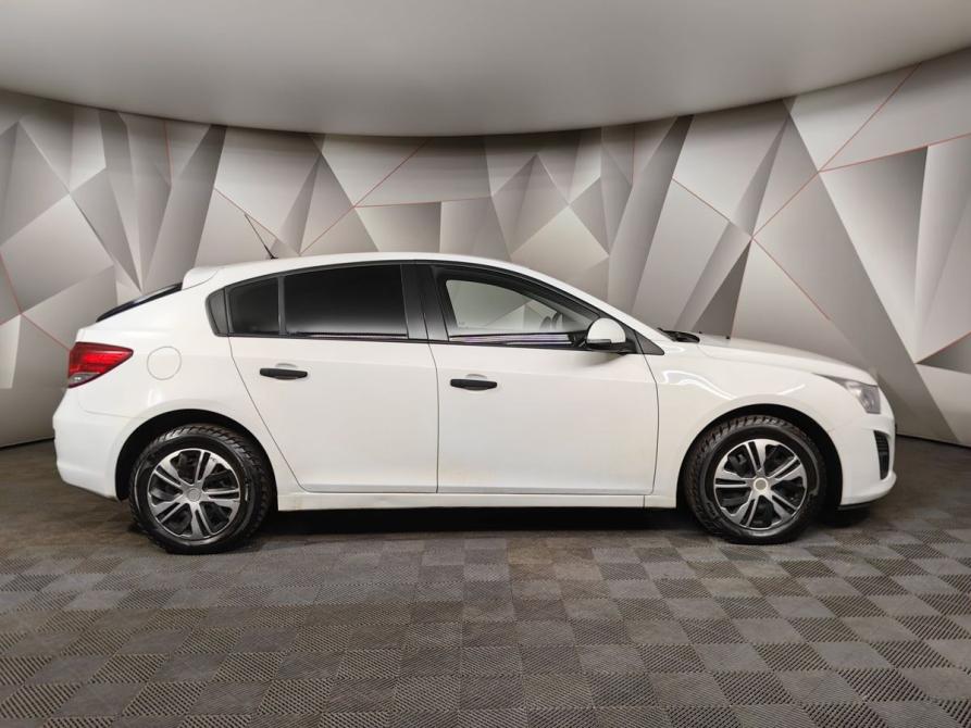 Chevrolet Cruze I Рестайлинг Москва  - изображение 6