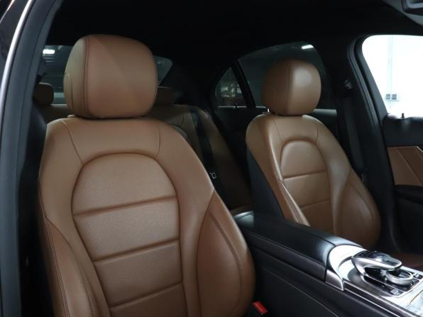 Mercedes-Benz C-Класс IV (W205) Рестайлинг с пробегом 2019 года, цена 3 444 000 рублей, 63700 км, седан, Автокод Объявления