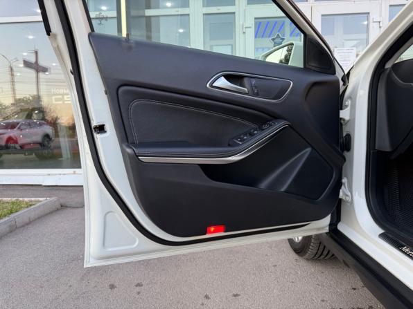 Mercedes-Benz GLA I (X156) с пробегом 2016 года, цена 1 399 000 рублей, 224623 км, внедорожник, Автокод Объявления