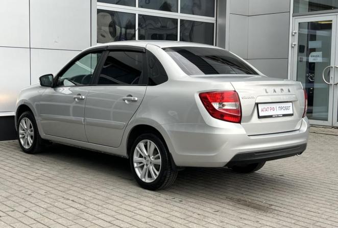 Lada (ВАЗ) Granta I Рестайлинг с пробегом 2022 года, цена 800 000 рублей, 39966 км, седан, Автокод Объявления