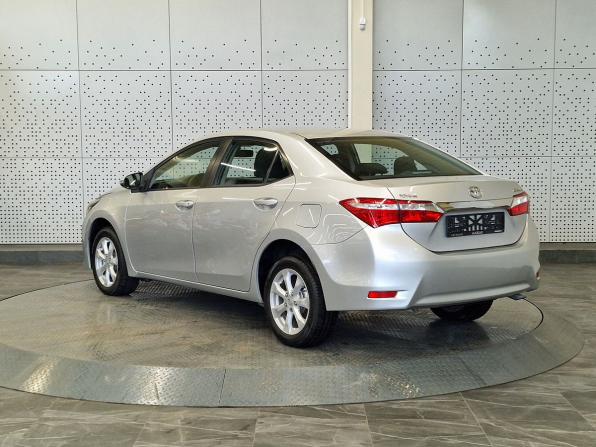 Toyota Corolla XI (E160 E170 E180) с пробегом 2013 года, цена 780 000 рублей, 157447 км, седан, Автокод Объявления