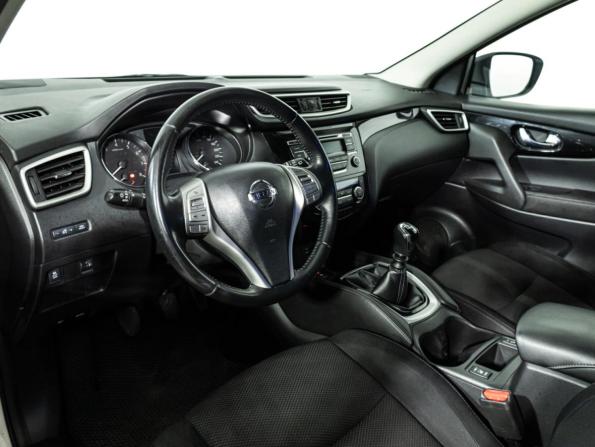 Nissan Qashqai II с пробегом 2017 года, цена 1 299 777 рублей, 127453 км, внедорожник, Автокод Объявления