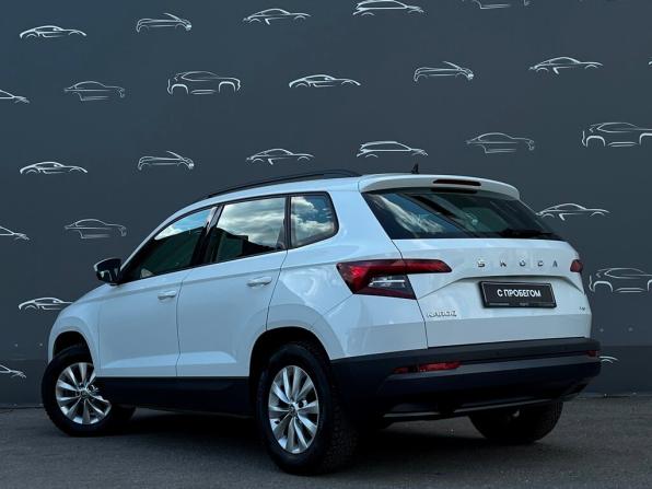 Skoda Karoq I с пробегом 2021 года, цена 2 659 300 рублей, 30936 км, внедорожник, Автокод Объявления