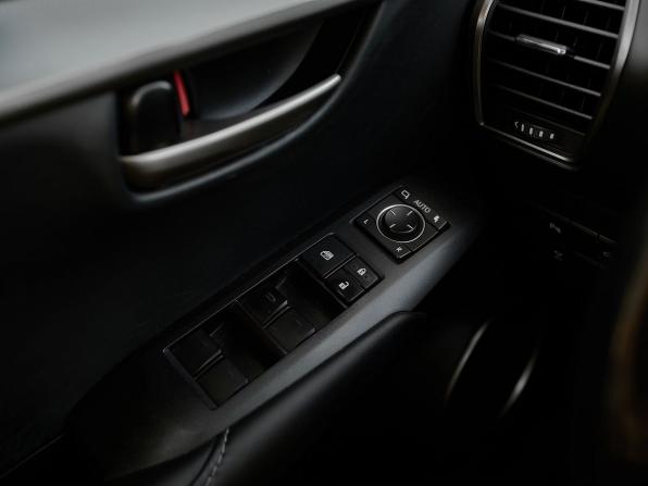 Lexus NX I с пробегом 2017 года, цена 3 433 750 рублей, 89219 км, внедорожник, Автокод Объявления