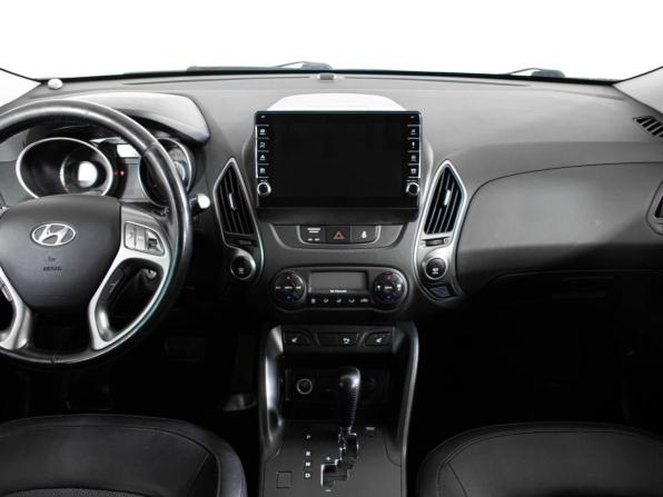 Hyundai ix35 I Рестайлинг с пробегом 2015 года, цена 1 099 000 рублей, 205000 км, внедорожник, Автокод Объявления