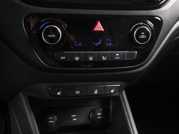Hyundai Solaris II Рестайлинг с пробегом 2021 года, цена 1 798 000 рублей, 95712 км, седан, Автокод Объявления