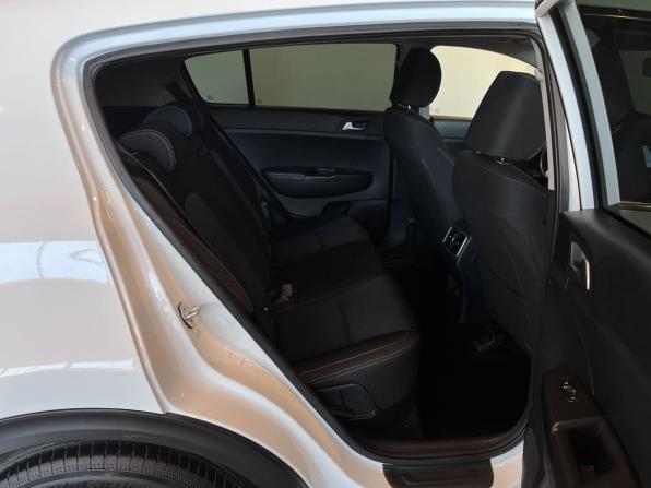 Kia Sportage IV Рестайлинг с пробегом 2018 года, цена 2 040 000 рублей, 153558 км, внедорожник, Автокод Объявления