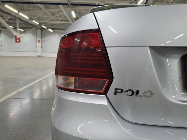 Volkswagen Polo V Рестайлинг с пробегом 2019 года, цена 1 195 000 рублей, 116495 км, седан, Автокод Объявления