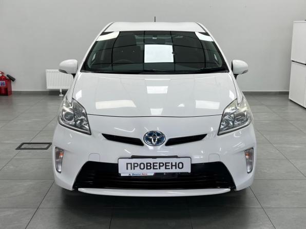 Toyota Prius III Рестайлинг (XW30) с пробегом 2015 года, цена 1 270 000 рублей, 114584 км, лифтбек, Автокод Объявления