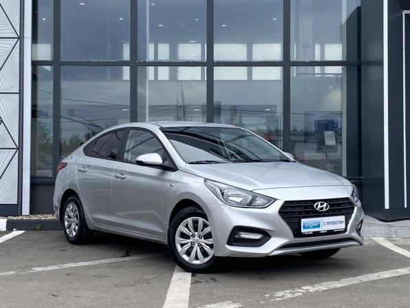 Hyundai Solaris II с пробегом 2017 года, цена 1 099 000 рублей, 178294 км, седан, Автокод Объявления