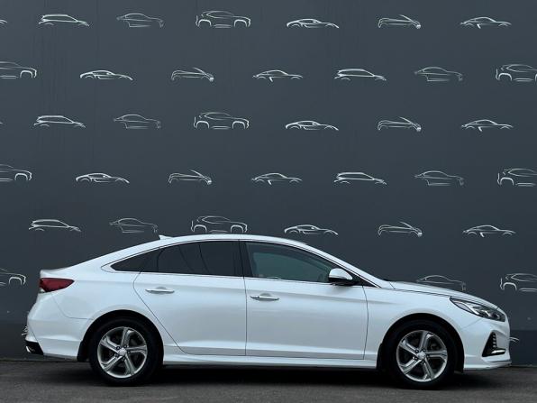 Hyundai Sonata VII (LF) Рестайлинг с пробегом 2018 года, цена 1 623 800 рублей, 26972 км, седан, Автокод Объявления