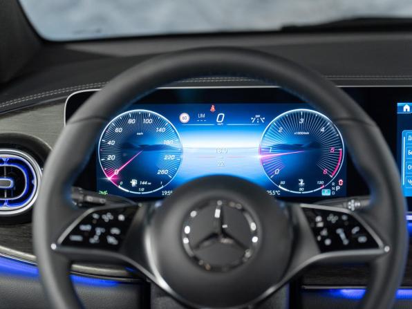 Новый Mercedes-Benz V-Класс III (W447) Рестайлинг 2 2026 года, цена 15 490 000 рублей, минивэн, Автокод Объявления