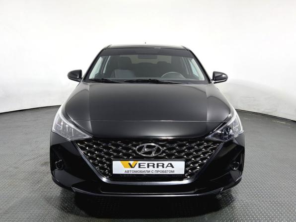 Hyundai Solaris II Рестайлинг с пробегом 2020 года, цена 1 490 000 рублей, 87000 км, седан, Автокод Объявления