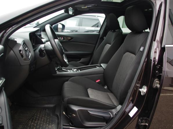 Mazda CX-4 I Рестайлинг с пробегом 2023 года, цена 2 699 000 рублей, 53359 км, внедорожник, Автокод Объявления