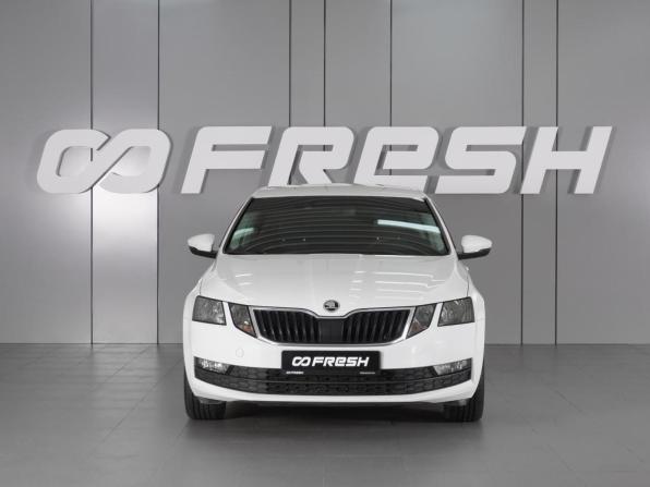 Skoda Octavia III (A7) Рестайлинг с пробегом 2020 года, цена 2 039 000 рублей, 70800 км, лифтбек, Автокод Объявления