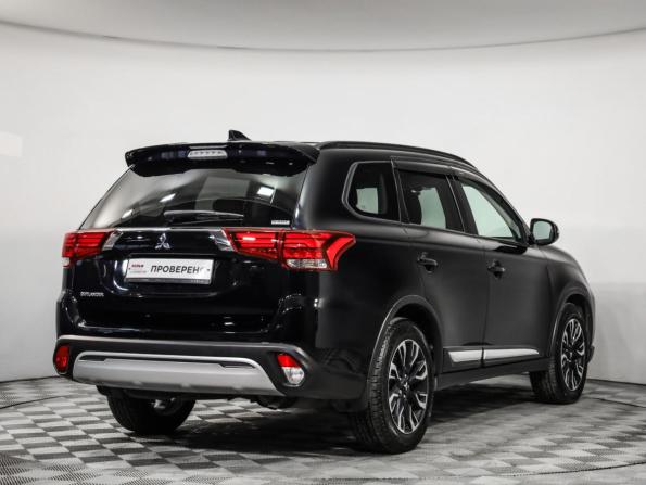 Mitsubishi Outlander III Рестайлинг 3 с пробегом 2022 года, цена 2 589 000 рублей, 99958 км, внедорожник, Автокод Объявления