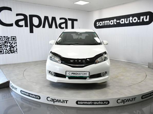 Toyota Wish II Рестайлинг с пробегом 2015 года, цена 1 495 000 рублей, 143210 км, минивэн, Автокод Объявления