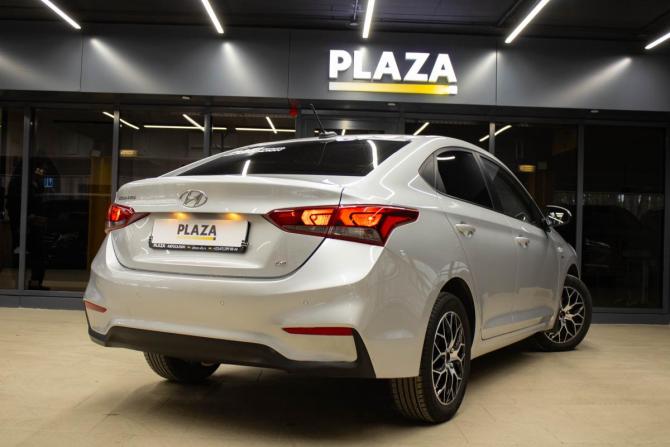 Hyundai Solaris II с пробегом 2019 года, цена 1 379 000 рублей, 106600 км, седан, Автокод Объявления