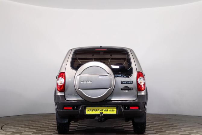 Chevrolet Niva I Рестайлинг с пробегом 2011 года, цена 509 000 рублей, 174000 км, внедорожник, Автокод Объявления