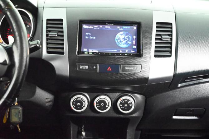 Mitsubishi Outlander II с пробегом 2006 года, цена 950 000 рублей, 285055 км, внедорожник, Автокод Объявления